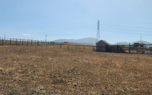 VENTA DE TERRENO LOMAS DEL MAUCO.