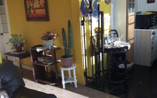 AGRADABLE Y ACOGEDORA CASONA 8 HABITACIONES 7 BAÑOS, CON NEGOCIO FUNCIONANDO