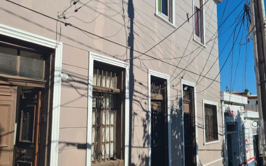 Oportunidad!! Se venden 3 casas en 1, C° Los Placeres (cerca UTFSM).