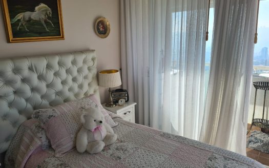 SE VENDE DEPARTAMENTO EN VIÑA DEL MAR ALTO.