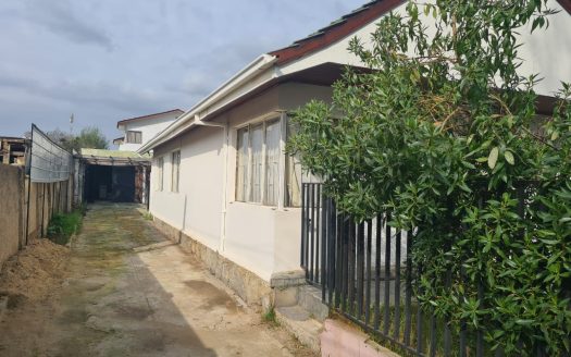 SE VENDE CASA EN PLENO CENTRO DE VILLA ALEMANA. UF 7350
